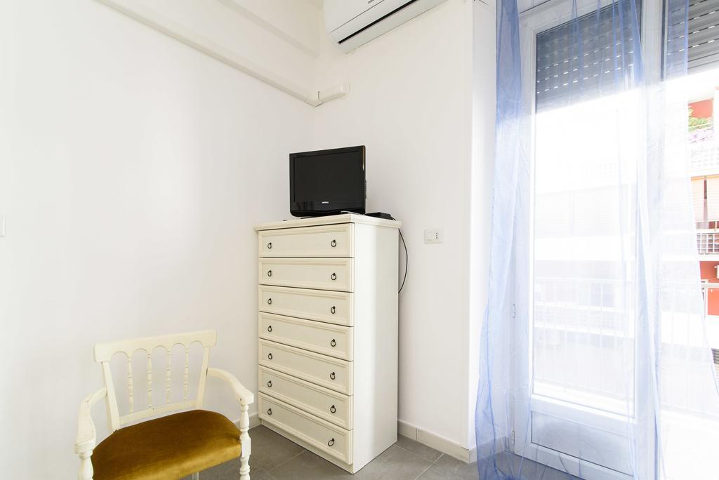 Casa Vacanze Nonna Elena Рим Екстериор снимка